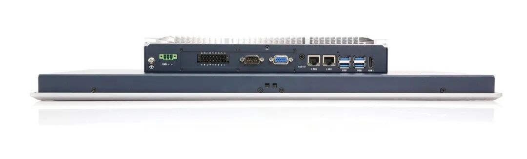 EPC-W2122B 工业控制一体机 I/O 接口面板：电源、GPIO、串口、双网口、USB、VGA、HDMI