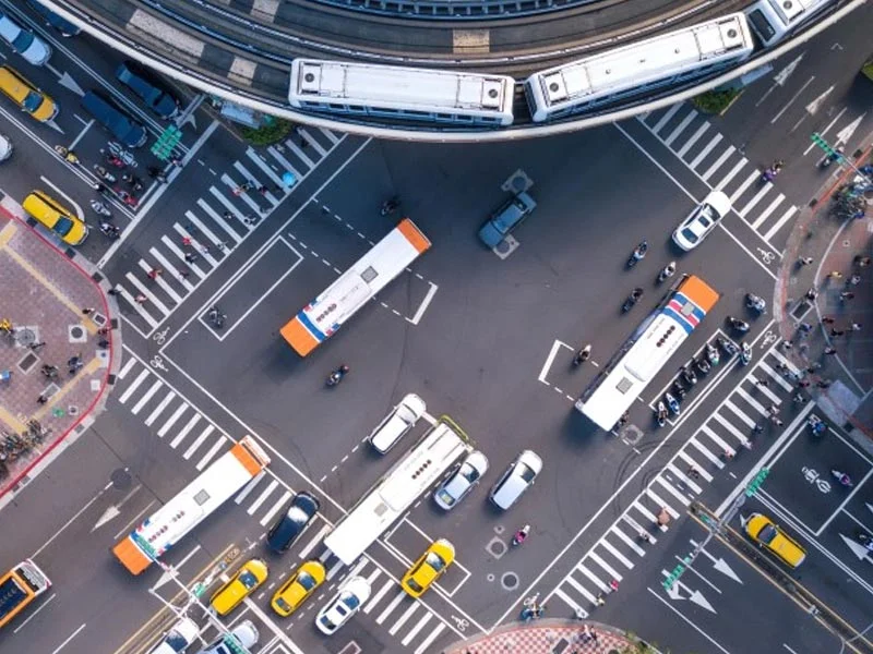 EPC-S1272A 工业触控一体机 - 交通场景应用