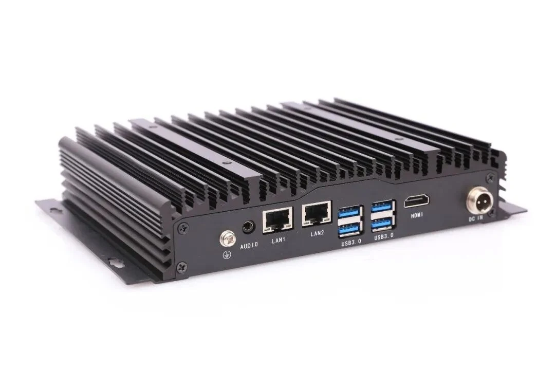 UPC-206A 通用型BOX工控机 - 主视图正面图 - CESIPC 科拉德